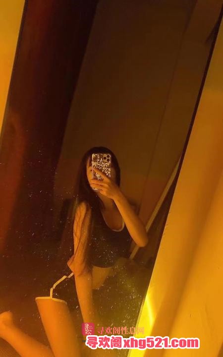 40d0cf85-a62a-4a4d-9c2b-04f2a0feec51.jpg