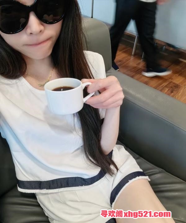 2ff693f8-5859-4c5f-a513-49fad82d825c.jpg