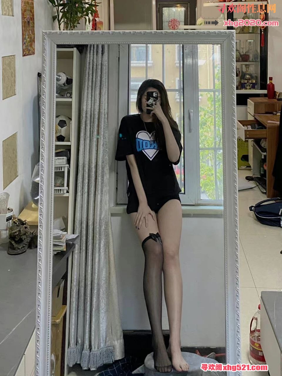 182127uq22v0g6gq1q2v3q.jpg