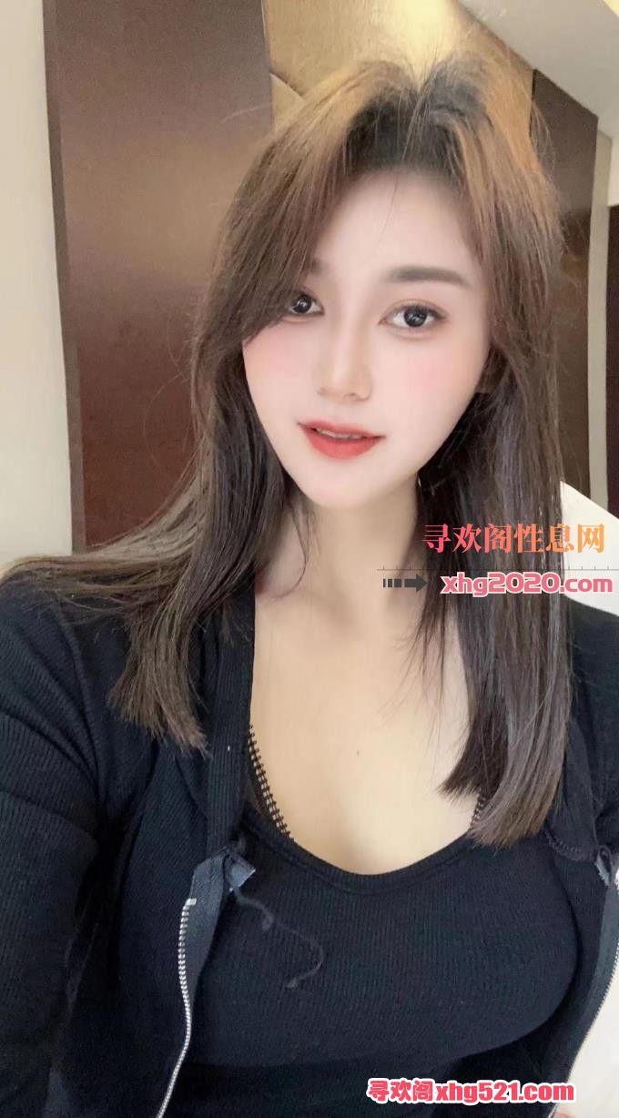 144422cqag667q4qgj7165.jpg
