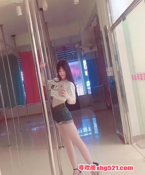c86fc17c-2f31-46d6-9431-50f4ff90a49a.jpg