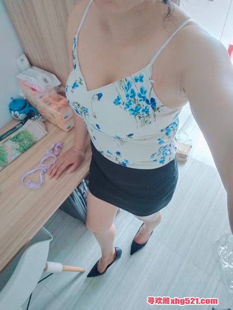 210355w300xr2x07qxgaqg.jpg