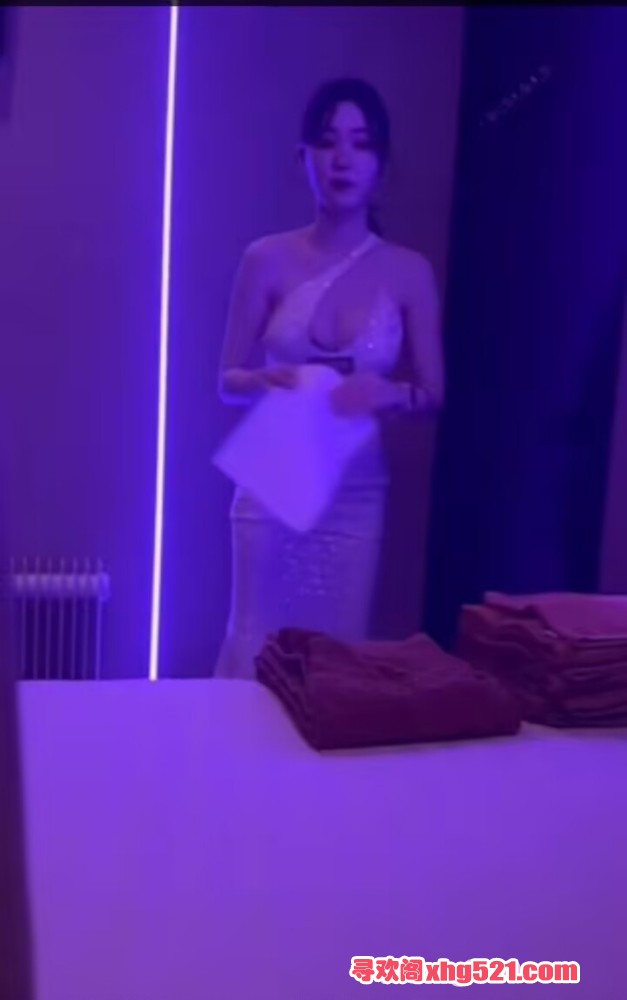 212741acn8htikjcyz8vjx.jpg