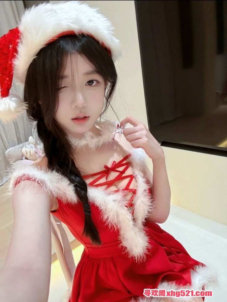 011211y33zqhwxg4umk231.jpg