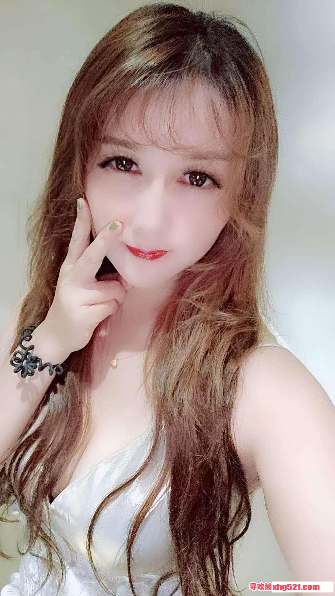 033808mboqcxgcqcrn4pvr.jpg